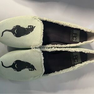 Women's Cat Print Loafers - mint green size 7